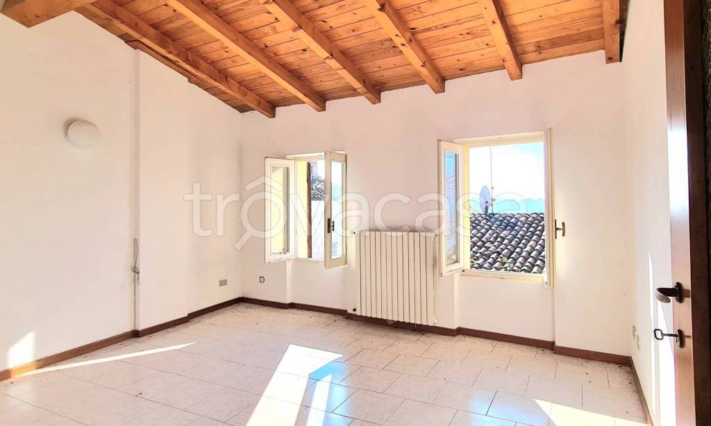 casa indipendente in vendita a Montù Beccaria