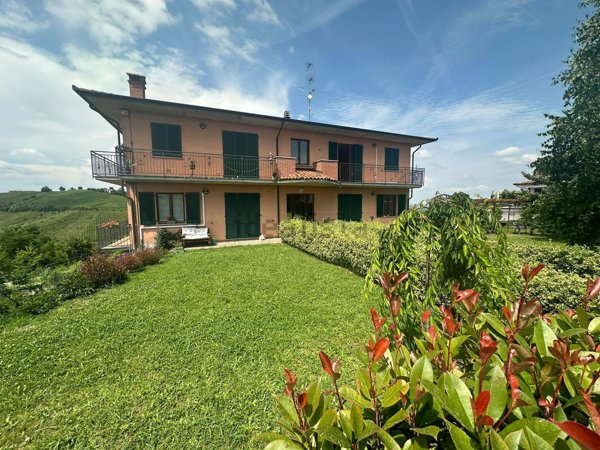 appartamento in vendita a Montù Beccaria