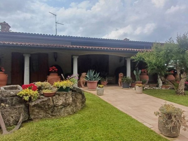 casa indipendente in vendita a Montù Beccaria