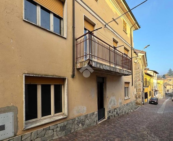 casa indipendente in vendita a Montù Beccaria