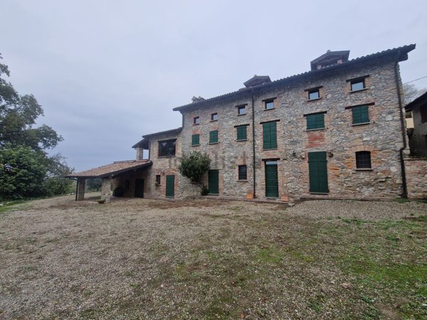 casa indipendente in vendita a Montù Beccaria