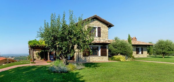 casa indipendente in vendita a Montù Beccaria