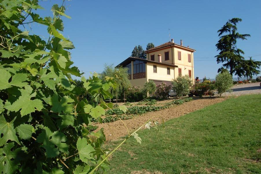 casa indipendente in vendita a Montù Beccaria
