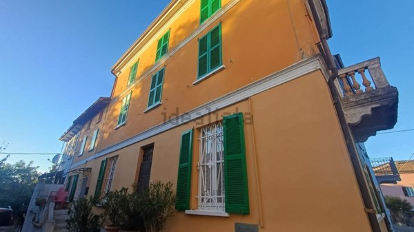 casa indipendente in vendita a Montù Beccaria in zona Casa Bianca