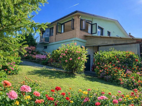 casa indipendente in vendita a Montù Beccaria