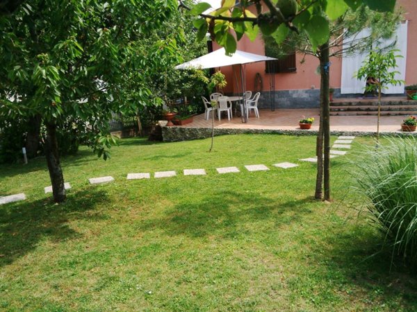 casa indipendente in vendita a Montù Beccaria in zona Loglio di Sotto