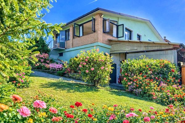 casa indipendente in vendita a Montù Beccaria