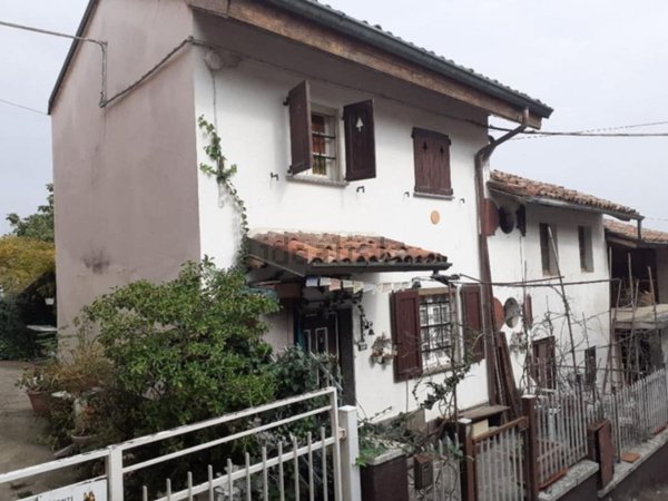 appartamento in vendita a Montù Beccaria