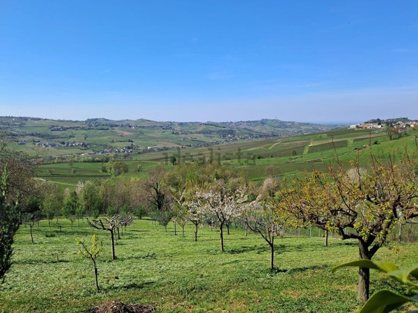 casa indipendente in vendita a Montù Beccaria in zona Poggiolo