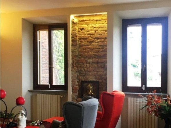 appartamento in vendita a Montù Beccaria in zona Roncole