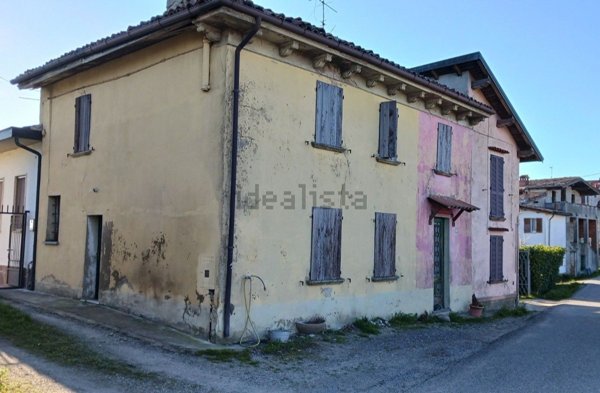 appartamento in vendita a Montù Beccaria in zona Bergamasco
