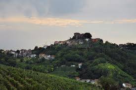 terreno edificabile in vendita a Montù Beccaria in zona Roncole