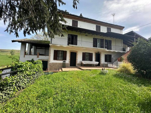 casa indipendente in vendita a Mornico Losana