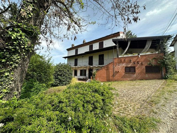 casa indipendente in vendita a Mornico Losana