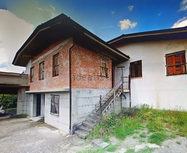 casa indipendente in vendita a Mornico Losana