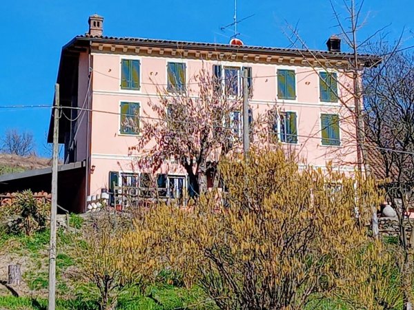 casa indipendente in vendita a Mornico Losana