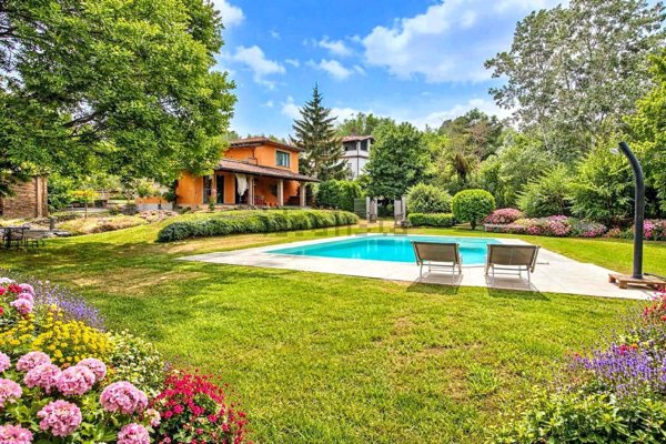 casa indipendente in vendita a Mornico Losana in zona Losana