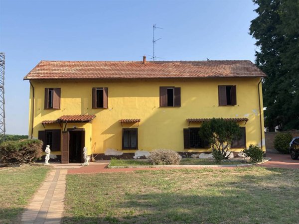 casa indipendente in vendita a Mortara in zona Casoni di Sant'Albino
