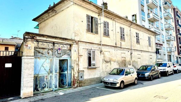 casa indipendente in vendita a Mortara