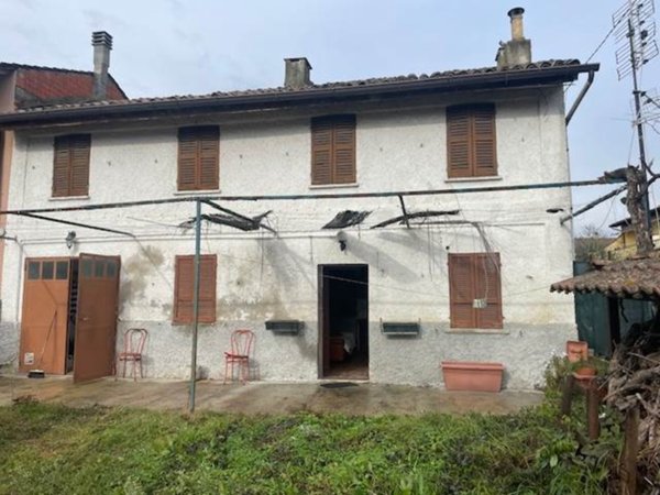 casa indipendente in vendita a Mortara