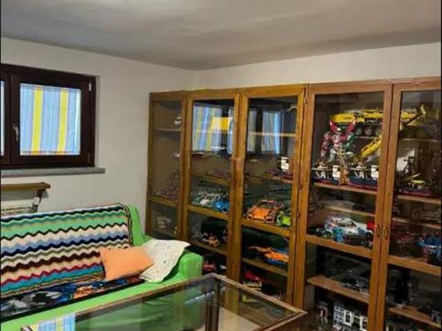casa indipendente in vendita a Mortara