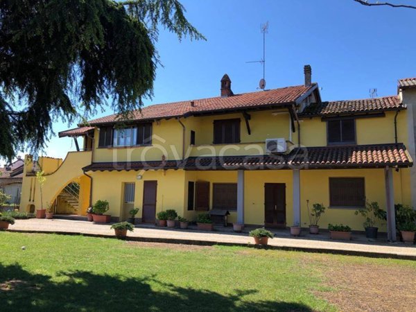 casa indipendente in vendita a Mortara