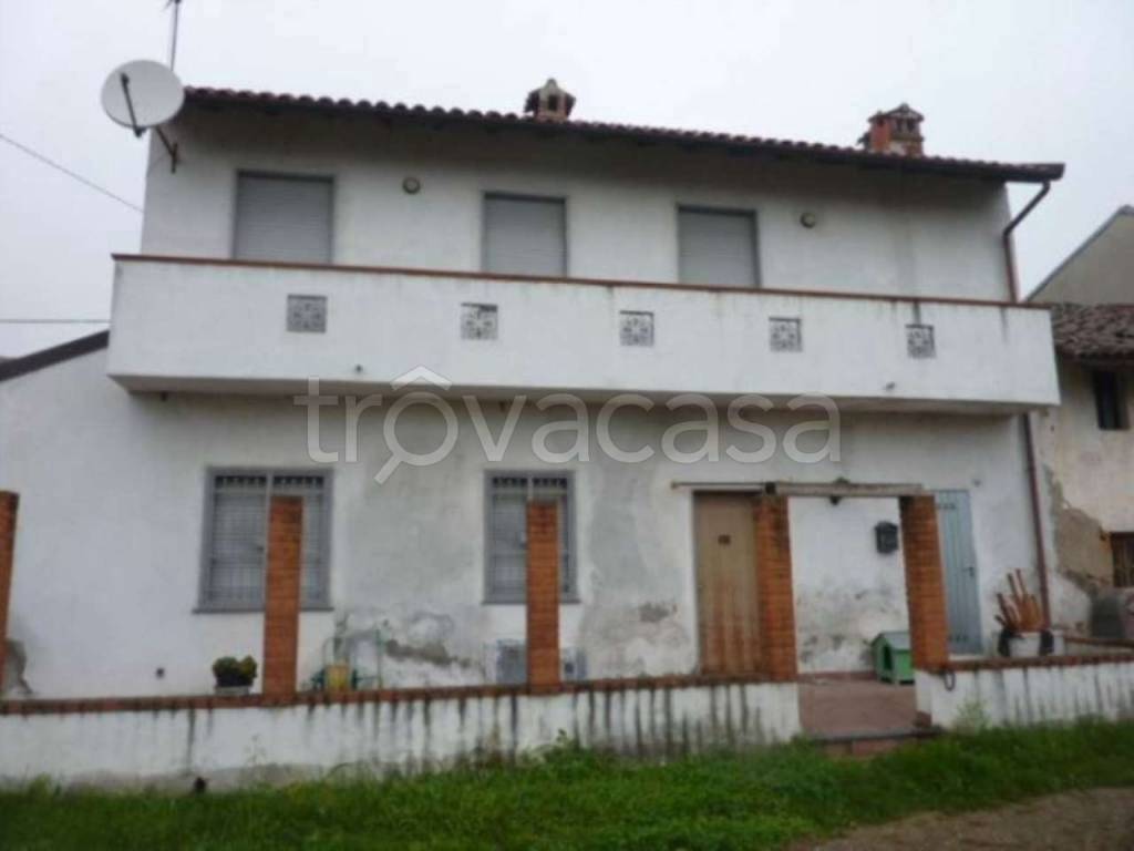casa indipendente in vendita a Mortara