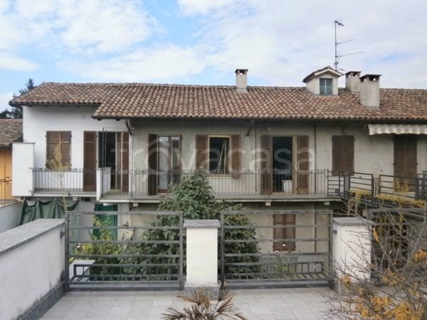 casa indipendente in vendita a Mortara