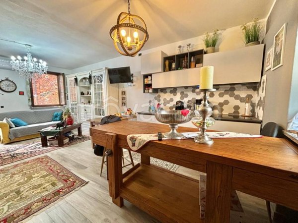casa indipendente in vendita a Mortara