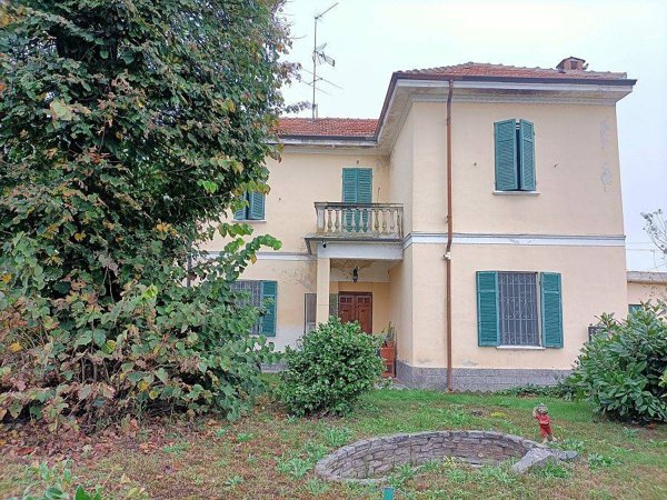 casa indipendente in vendita a Mortara