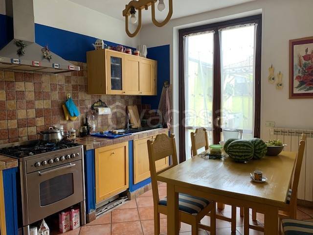 casa indipendente in vendita a Mortara