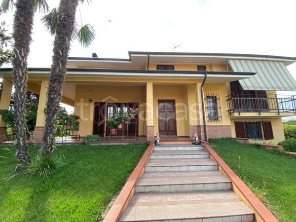 casa indipendente in vendita a Mortara