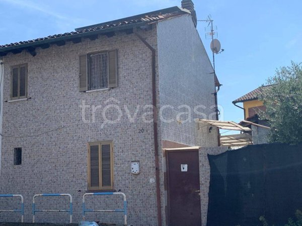 casa indipendente in vendita a Mortara