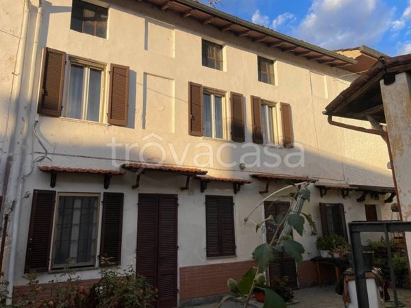 casa indipendente in vendita a Mortara