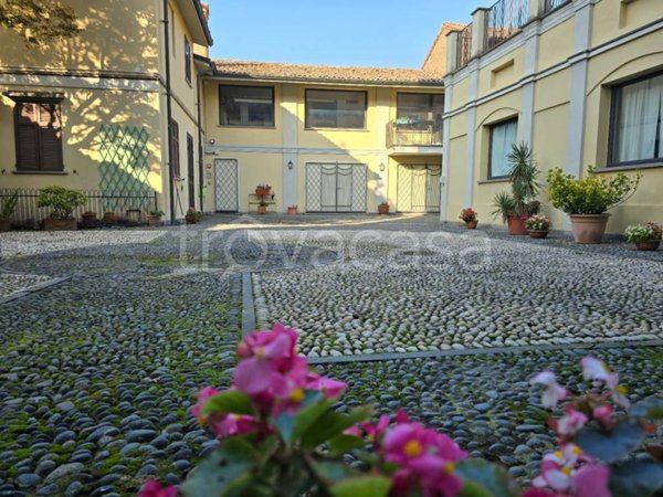 casa indipendente in vendita a Mortara