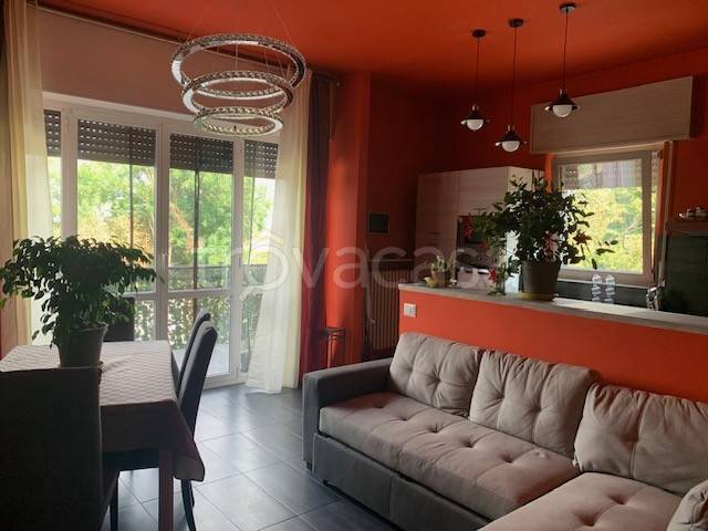 casa indipendente in vendita a Mortara