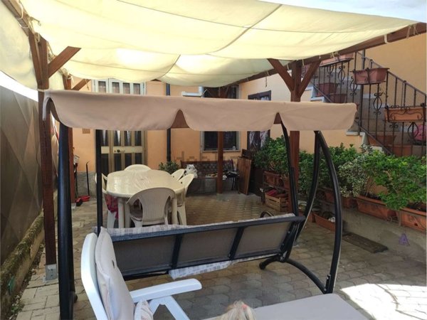 casa indipendente in vendita a Mortara