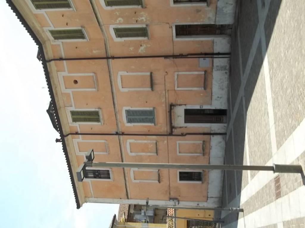 ufficio in vendita a Mortara