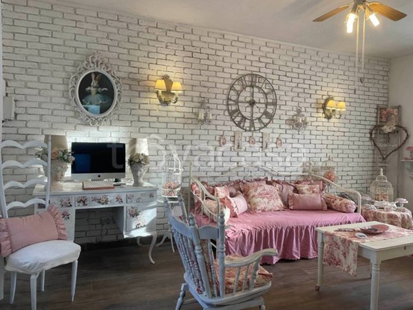 casa indipendente in vendita a Mortara