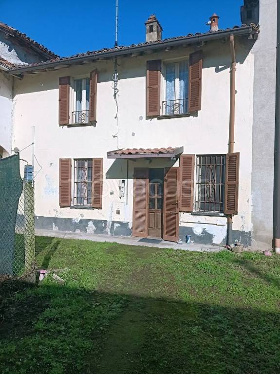 casa indipendente in vendita a Mortara