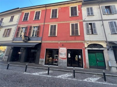 intera palazzina in vendita a Mortara