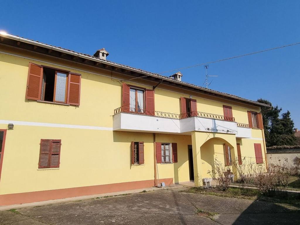 casa indipendente in vendita a Mortara