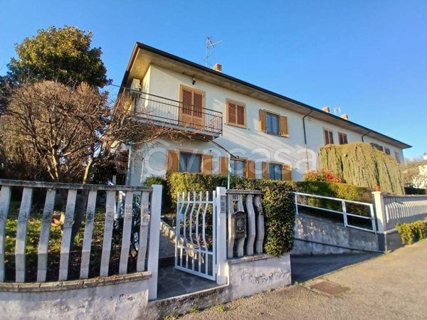 casa indipendente in vendita a Mortara