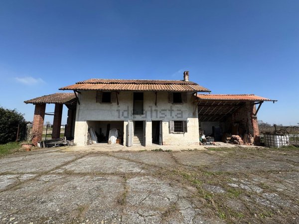 quadrivano in vendita a Mortara
