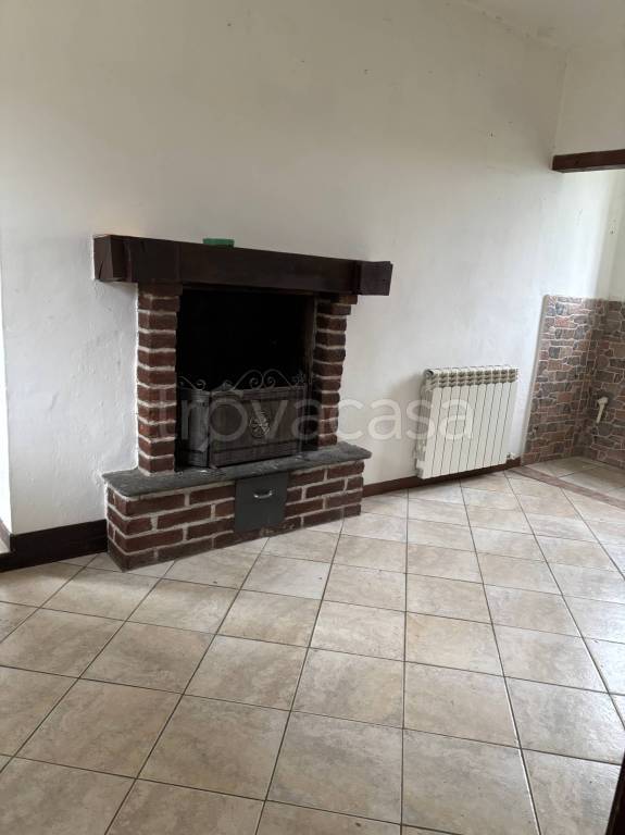 casa indipendente in vendita a Mortara