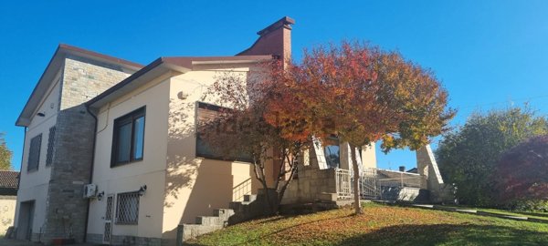 pentavano in vendita a Mortara