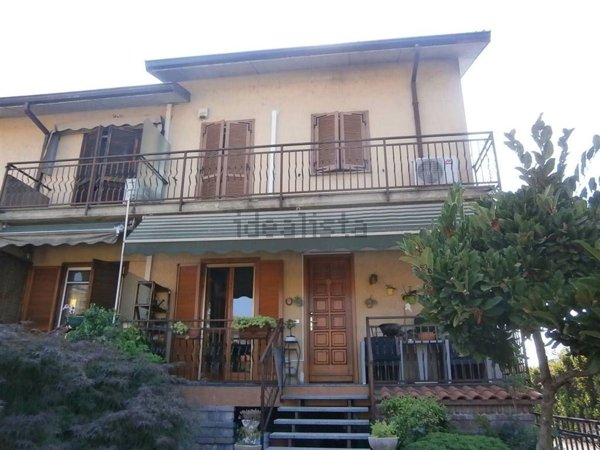 casa indipendente in vendita a Mortara