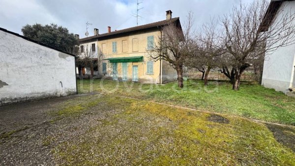 casa indipendente in vendita a Mortara