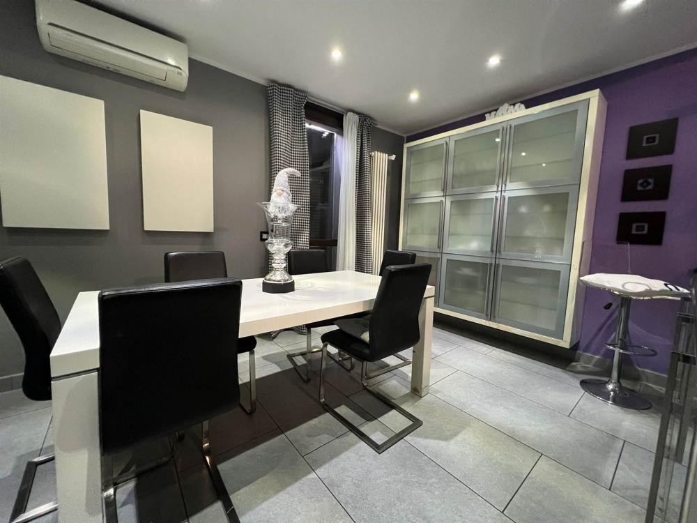 casa indipendente in vendita a Mortara