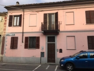 casa indipendente in vendita a Mortara